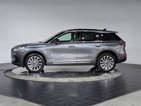 New 2026 Lincoln Corsair Reserve image 5