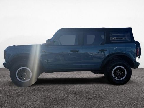 Used 2022 Ford Bronco Badlands w/ Sasquatch Package AWD/4WD image 2