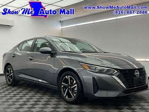 Used 2025 Nissan Sentra SV image 1