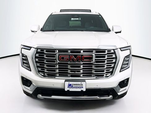 Certified 2025 GMC Yukon Denali w/ Sun & Power Step Package AWD/4WD image 2