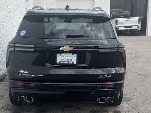 Used 2025 Chevrolet Traverse High Country w/ LPO, Floor Liner Package image 6