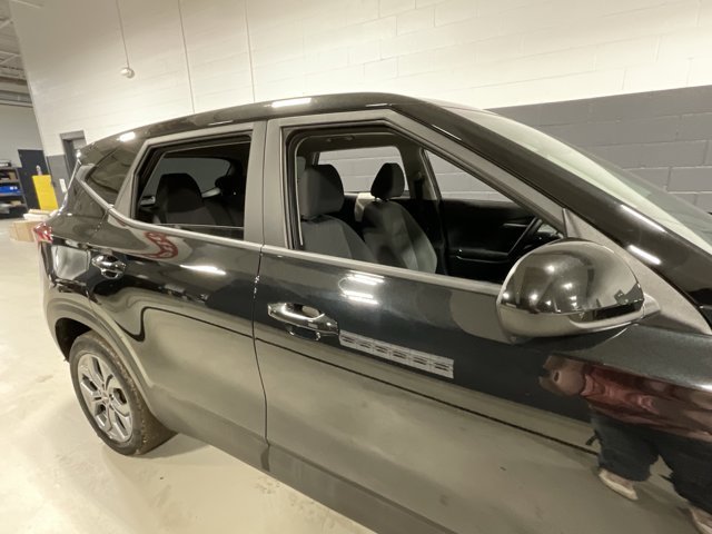 Used 2024 Kia Seltos LX AWD/4WD image 5