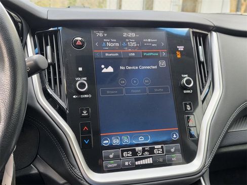 Used 2022 Subaru Outback Premium image 16