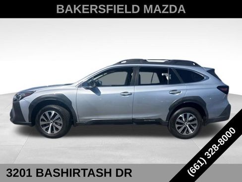 Used 2023 Subaru Outback Premium AWD/4WD image 27