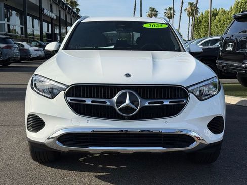 Certified 2025 Mercedes-Benz GLC 300 image 3