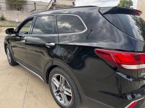 Used 2018 Hyundai Santa Fe Limited w/ Cargo Package FWD image 13