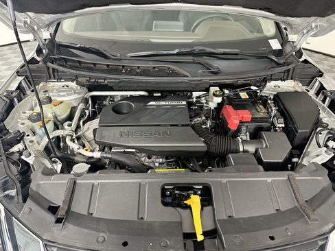 Used 2023 Nissan Rogue SV AWD/4WD image 31