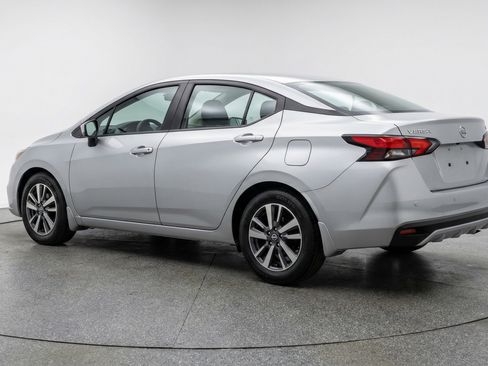 Used 2025 Nissan Versa SV FWD image 6