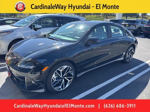 Used 2024 Hyundai Ioniq 6 SEL image 1