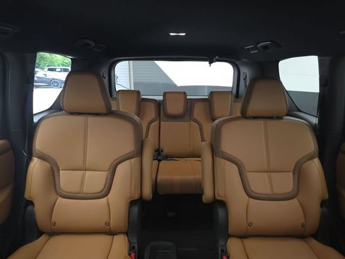 New 2026 Nissan Armada SL w/ Captain's Chari Seat Package AWD/4WD image 33