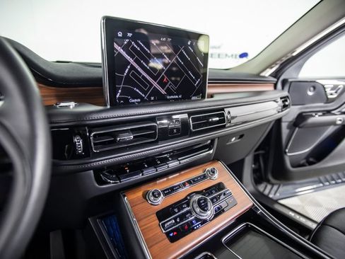 Used 2024 Lincoln Aviator Reserve w/ Equipment Group 201A AWD/4WD image 37