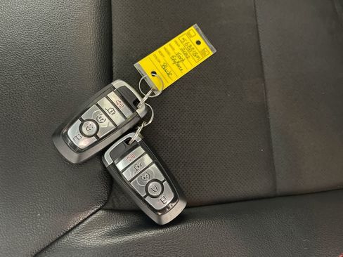 Used 2022 Ford Explorer ST-Line w/ Class IV Trailer Tow Package AWD/4WD image 28