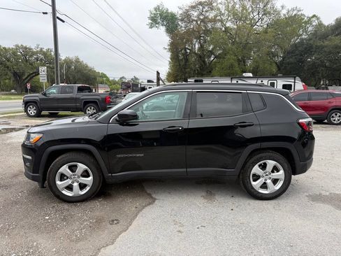 Used 2021 Jeep Compass Latitude w/ Driver Assistance Group image 8