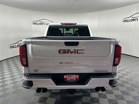 Used 2022 GMC Sierra 1500 Elevation w/ Elevation Premium Package image 5