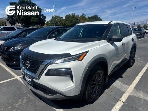 Used 2023 Nissan Rogue S AWD/4WD image 1
