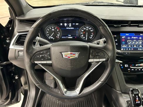 Used 2022 Cadillac XT6 Sport AWD/4WD image 17