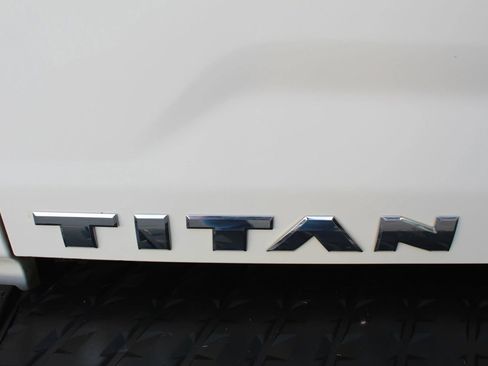 Used 2023 Nissan Titan SV RWD image 31