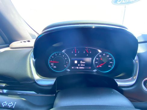 Used 2023 Chevrolet Traverse RS AWD/4WD image 24