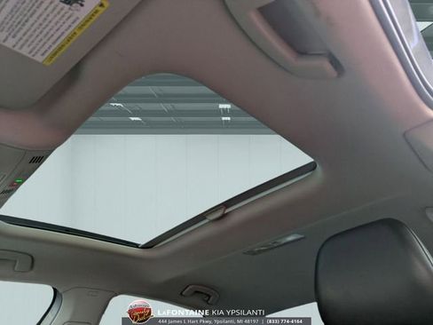 Used 2023 Volkswagen Jetta SE image 22