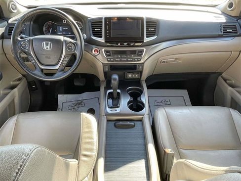 Used 2017 Honda Pilot EX-L image 11