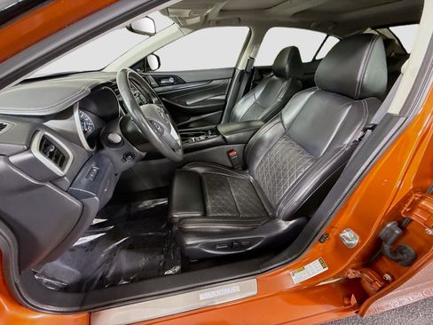Used 2021 Nissan Maxima Platinum w/ Sport Mat Group image 22