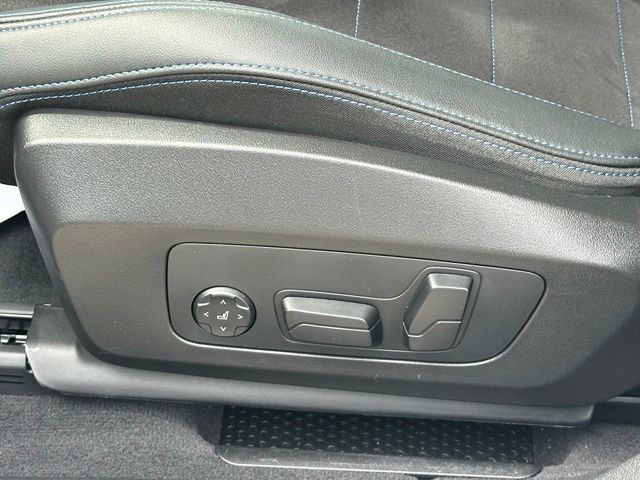 Certified 2026 BMW X2 xDrive28i w/ Technology Package AWD/4WD image 32