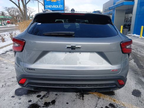 New 2026 Chevrolet Trax RS w/ Sunroof Package image 25