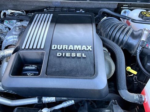 Used 2022 Chevrolet Silverado 1500 LT image 31