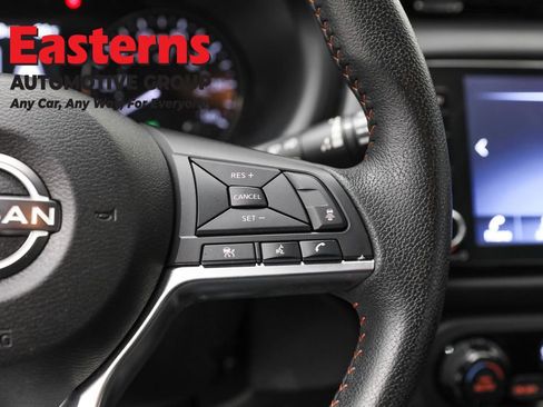 Used 2024 Nissan Kicks SR image 16