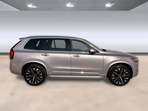 New 2026 Volvo XC90 B6 Plus w/ Protection Package Premier AWD/4WD image 8