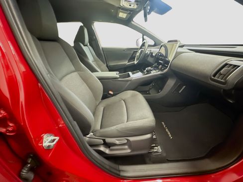 Used 2023 Subaru Solterra AWD image 31