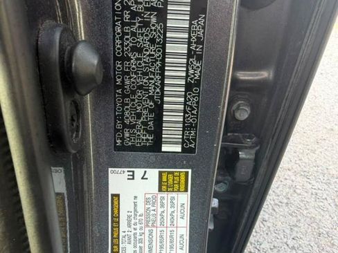 Used 2017 Toyota Prius Prime Plus w/ Carpet Mat Package FWD image 32