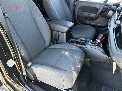 New 2025 Jeep Gladiator Rubicon w/ Convenience Group image 7