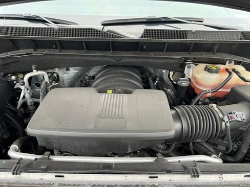 Used 2022 Chevrolet Silverado 1500 LTZ AWD/4WD image 35