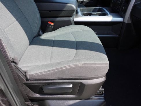 Used 2023 RAM 1500 Warlock AWD/4WD image 32