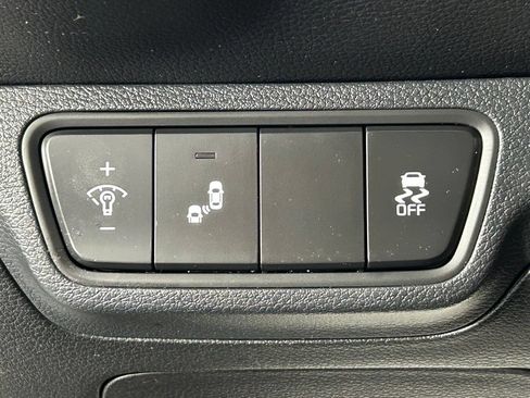 Used 2023 Kia Forte LXS w/ LXS Technology Package FWD image 23