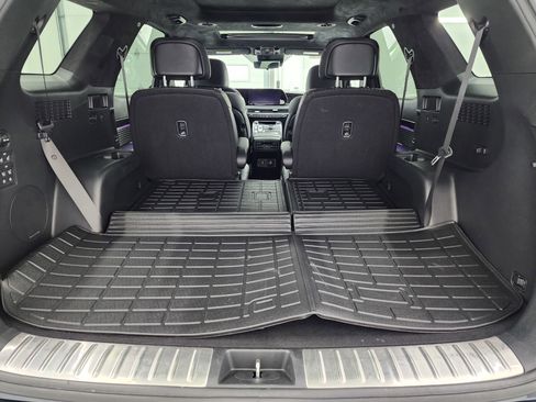 Used 2024 Hyundai Palisade Calligraphy image 32