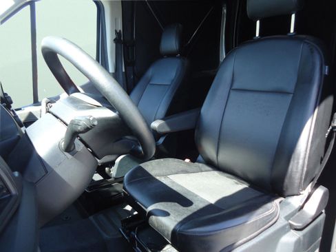 Used 2023 Ford Transit 250 148 High Roof Extended w/ Load Area Protection Package RWD image 26