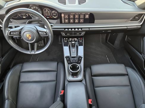 Used 2021 Porsche 911 Carrera RWD image 25