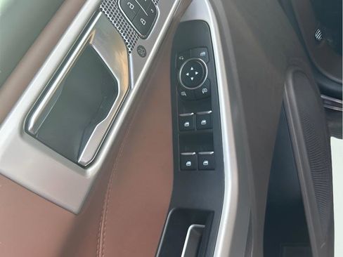 Used 2023 Ford Explorer King Ranch AWD/4WD image 18