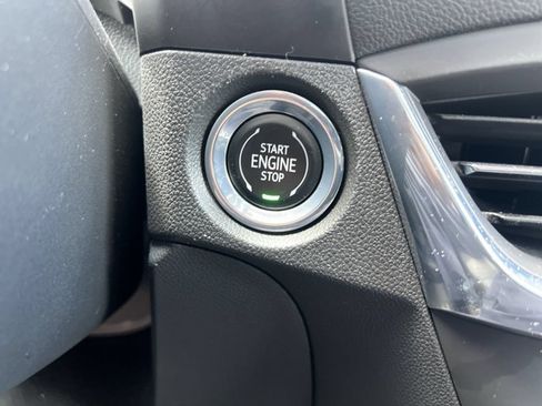 Used 2024 Buick Encore GX Preferred w/ Comfort Package FWD image 17