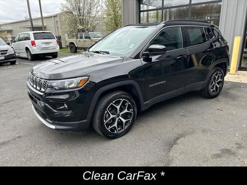 Certified 2025 Jeep Compass Limited AWD/4WD image 9