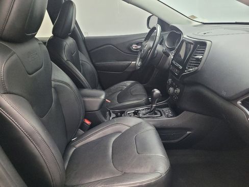 Used 2021 Jeep Cherokee Limited image 21