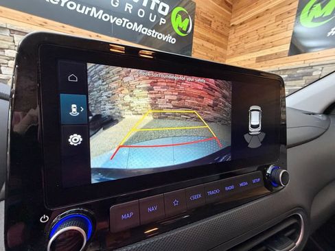 Used 2022 Hyundai Kona Limited image 23