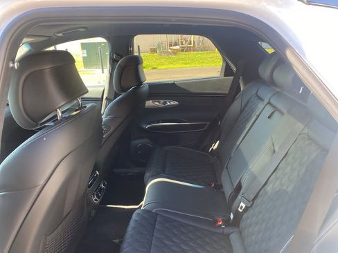 Certified 2025 Genesis GV70 3.5T Sport w/ Sport Prestige Package image 31