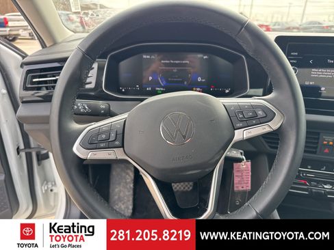 Used 2025 Volkswagen Jetta S image 17