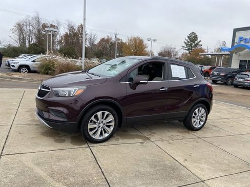 Used 2018 Buick Encore Preferred image 5