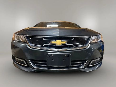 Used 2018 Chevrolet Impala Premier w/ Premier Confidence Package image 12