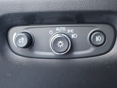 Used 2018 Chevrolet Traverse Premier w/ Redline Edition image 25