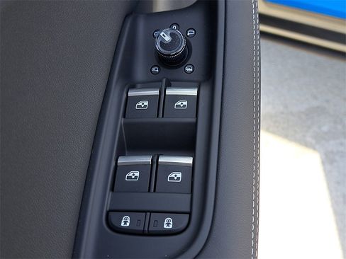 New 2026 Audi Q8 Premium Plus image 22